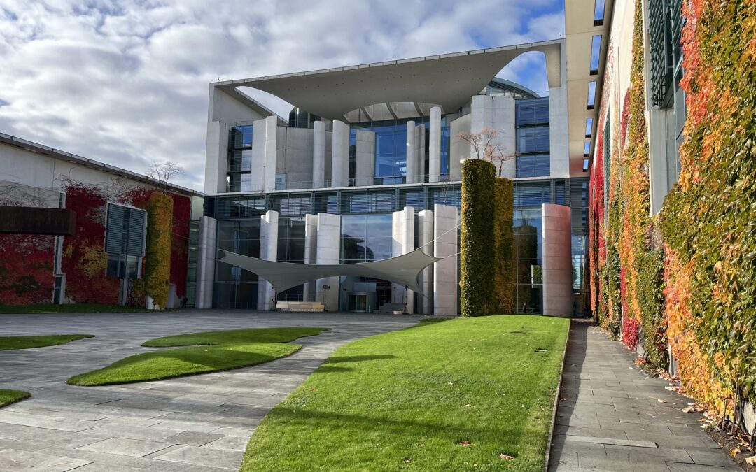 Indian Summer im Berliner Bundeskanzleramt