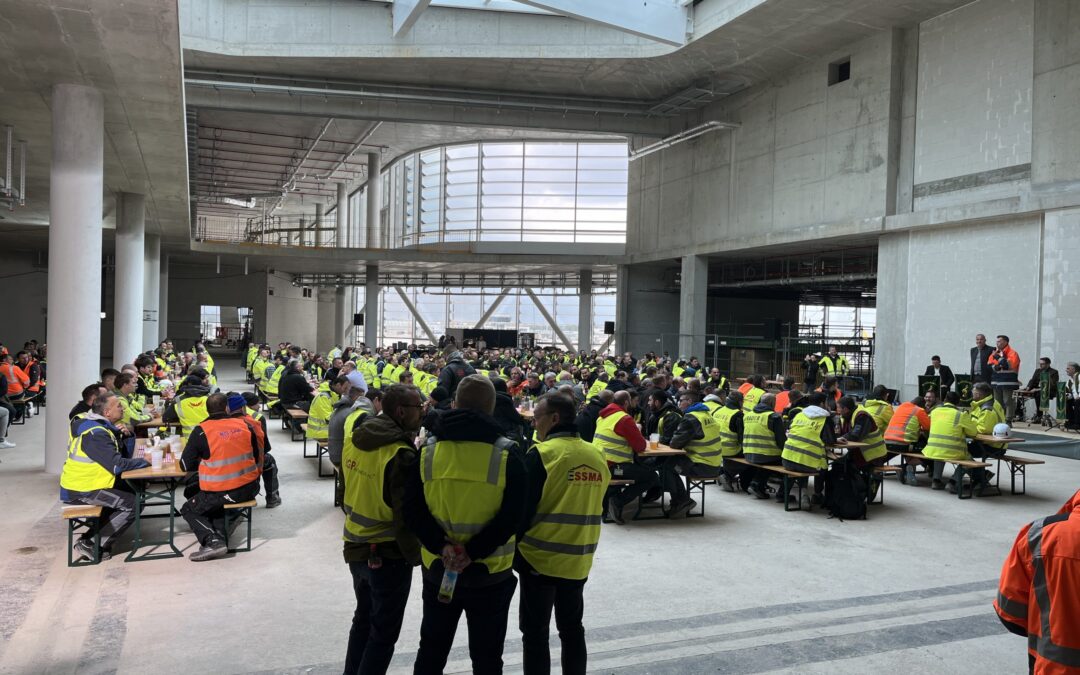 Baustellenfest im Erweiterungsbau des Terminal 1 am Flughafen München